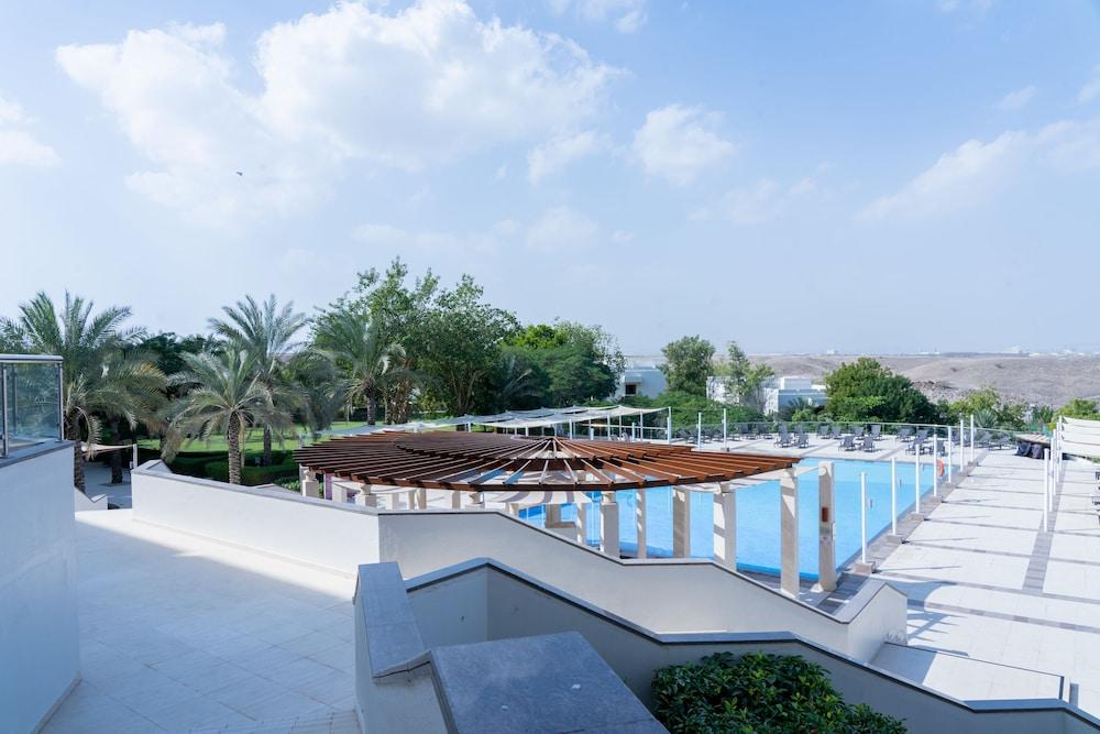 CROWNE PLAZA SOHAR 140004 — 1