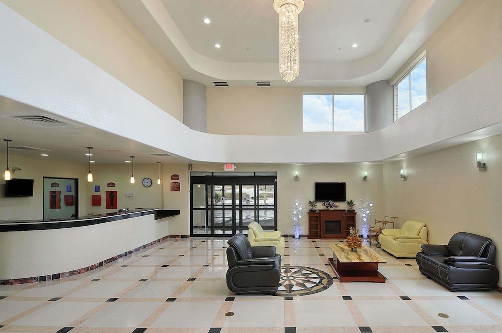 Ramada By Wyndham South Waco — 1
