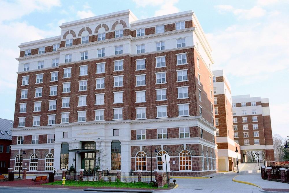 Residence Inn Alexandria- Old Town/Duke Street — 3