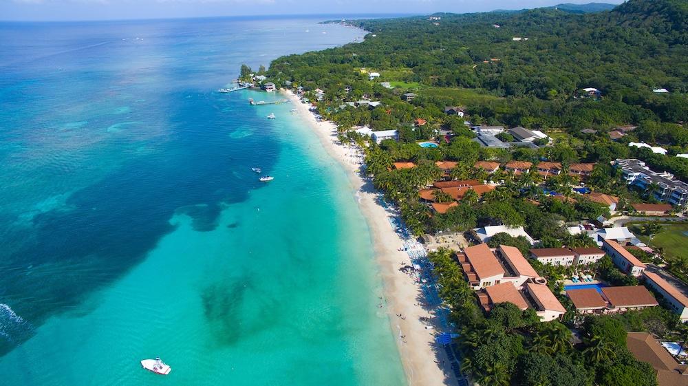 Mayan Princess Beach &amp; Dive Resort - All Inclusive 1220948 — 2