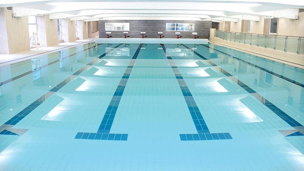 The Salisbury YMCA of Hong Kong 78734 — 1