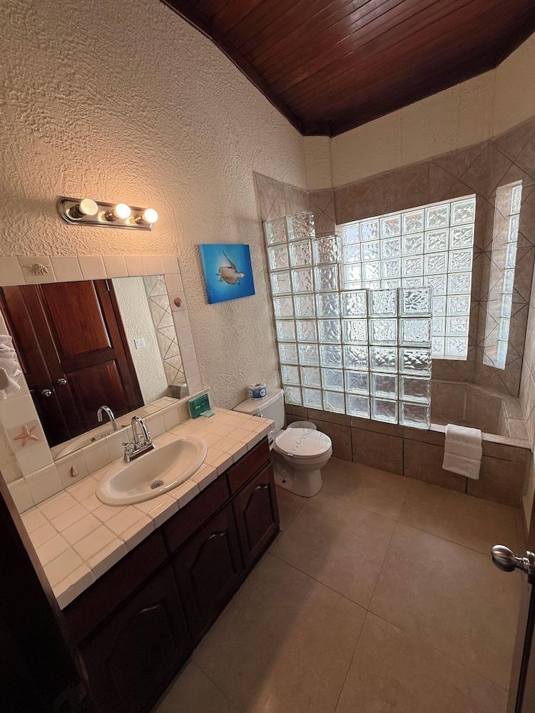 Mayan Princess Beach &amp; Dive Resort - All Inclusive 1220948 — 10