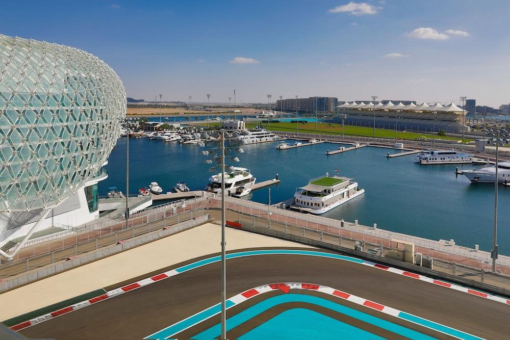 W Abu Dhabi - Yas Island — 1
