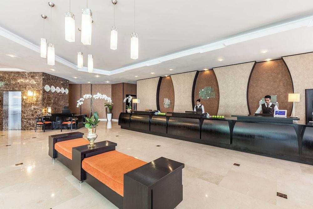 Holiday Inn Dubai Al Barsha — 8