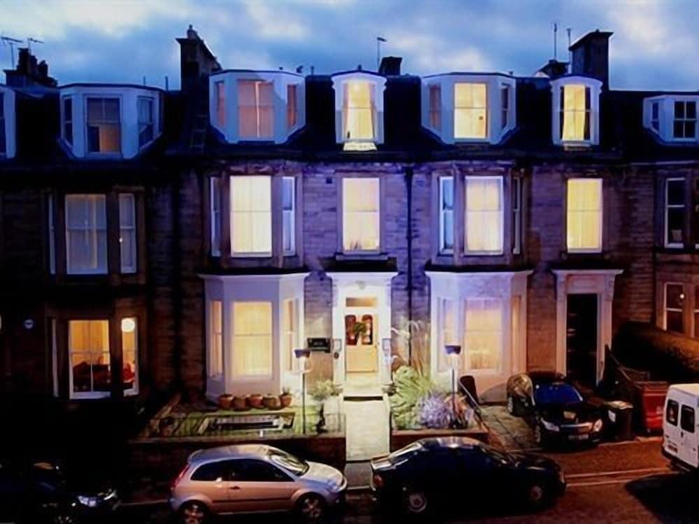 Hotel Ceilidh-Donia - Townhouse Hotel