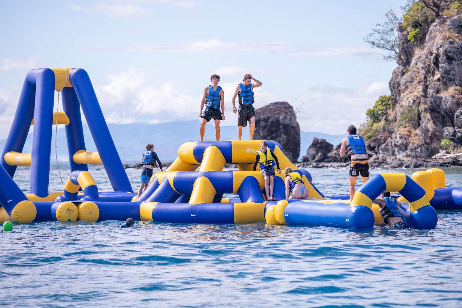 CASTAWAY ISLAND FIJI — 1