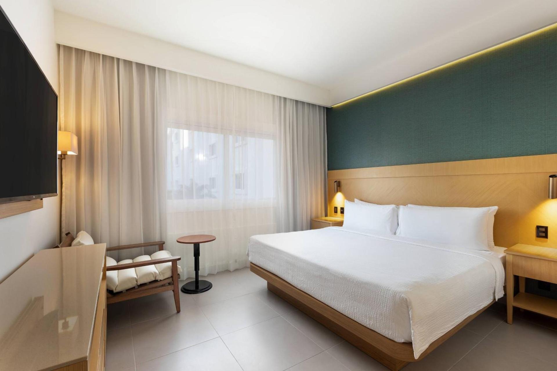 Courtyard by Marriott Cancun Airport 93069 — 10