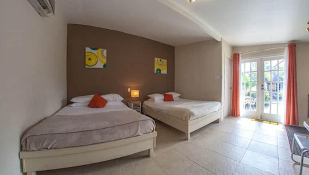 ARUBA TROPIC APARTMENTS — 6