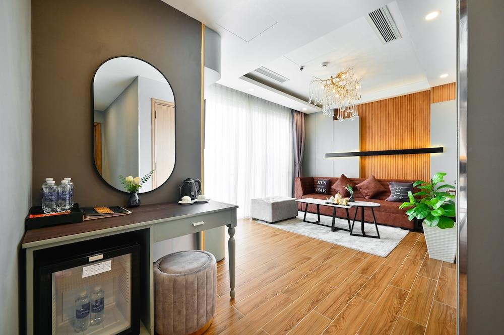 Cicilia Saigon Hotels and Spa — 1