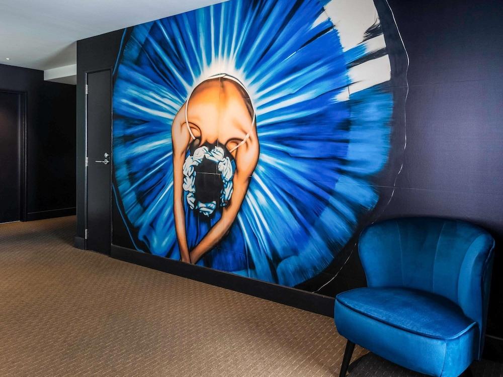 IBIS CHRISTCHURCH — 7