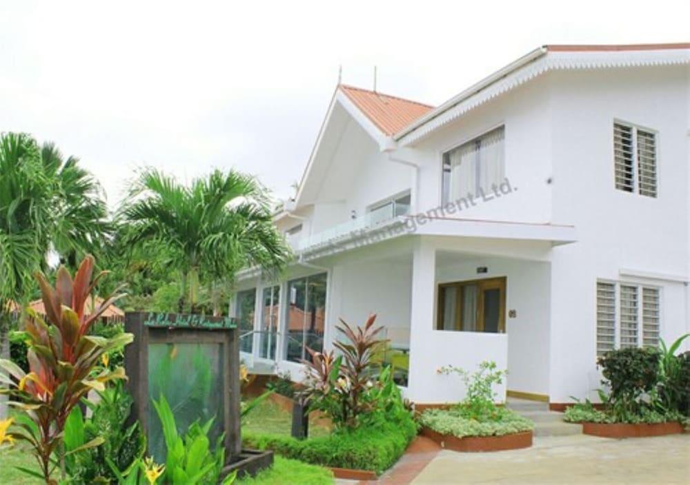 Le Relax Hotel and Restaurant — 2