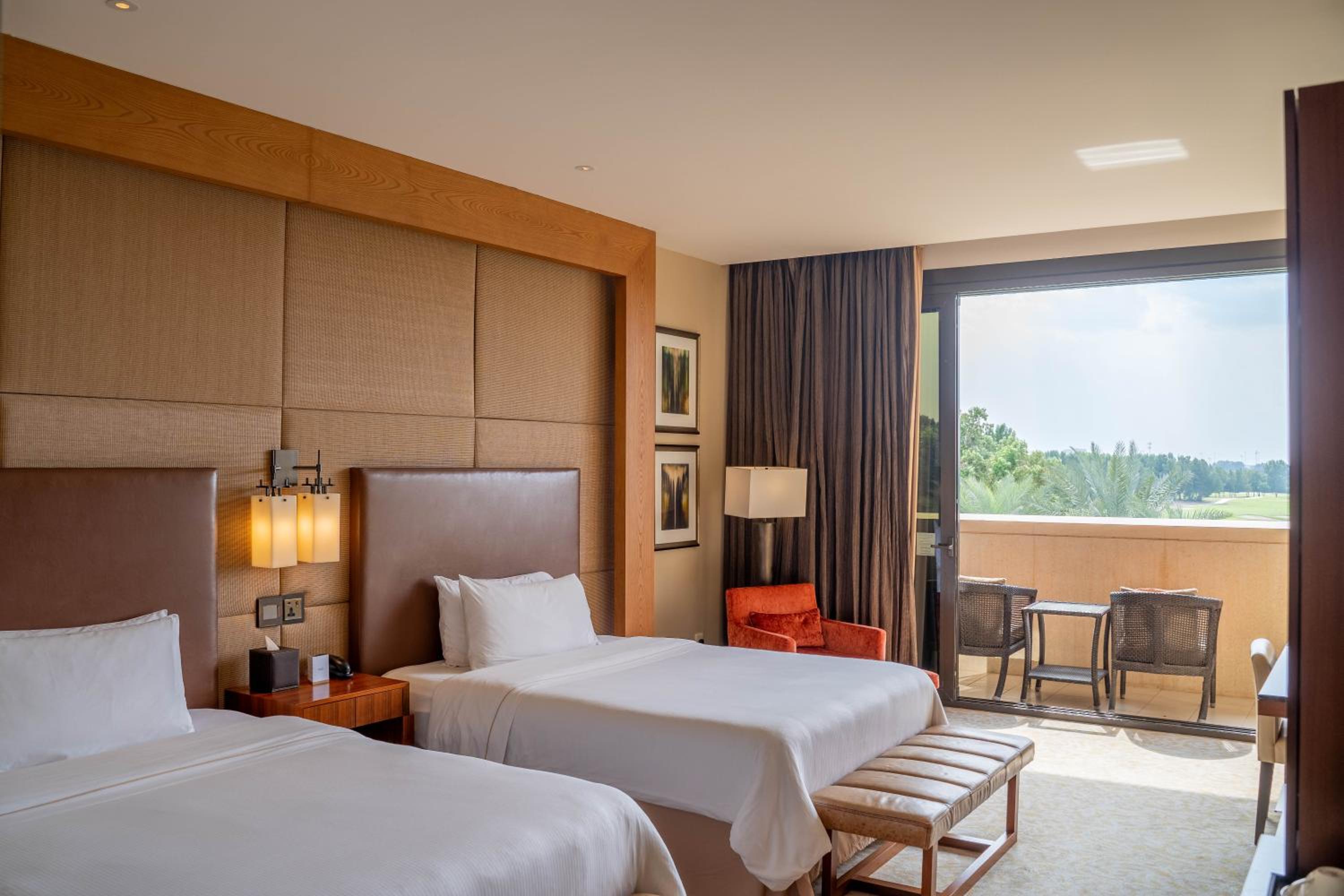 VOGO Abu Dhabi Golf Resort & Spa — 9
