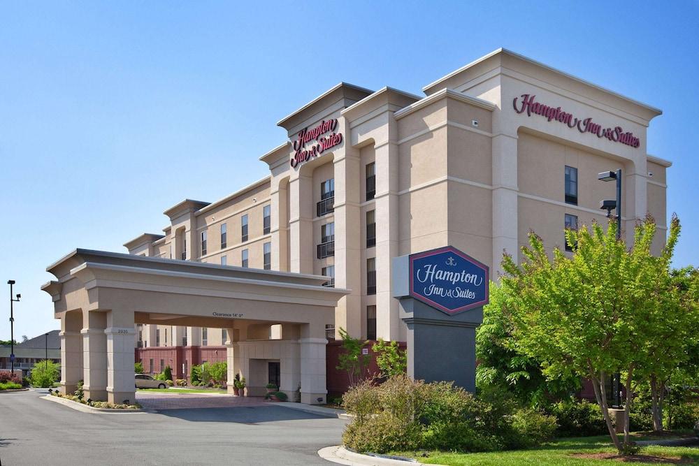 Hampton Inn & Suites Burlington NC — 5