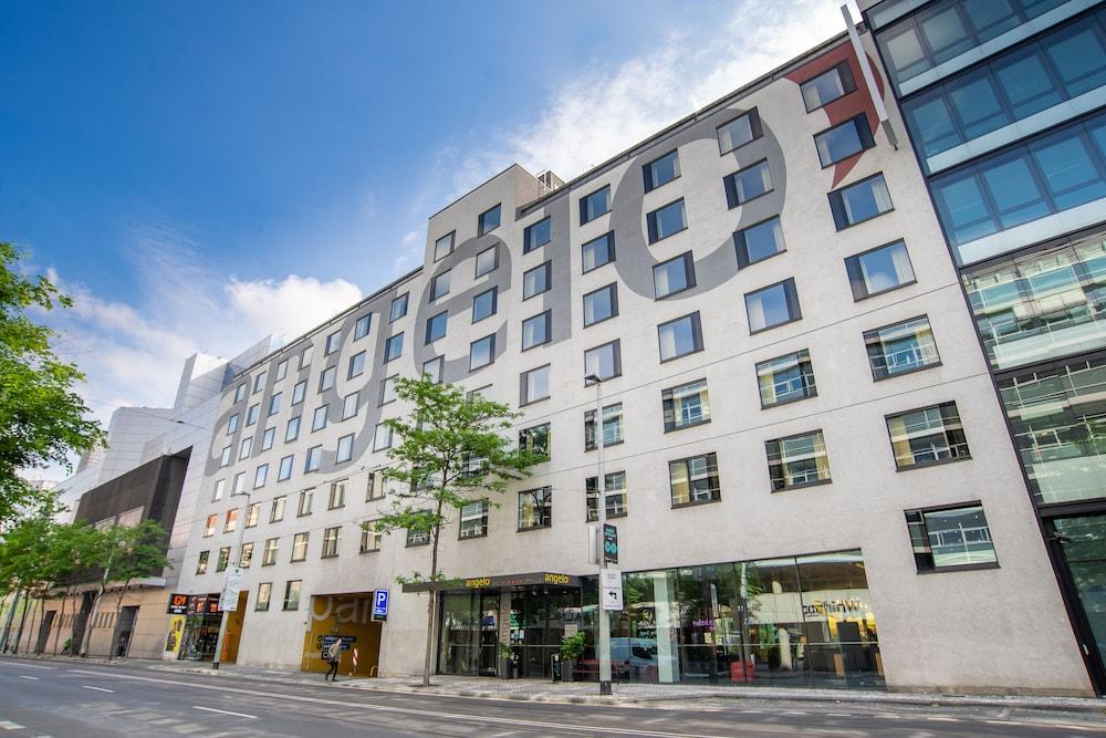 OREA Hotel Angelo Praha 106992 — 1
