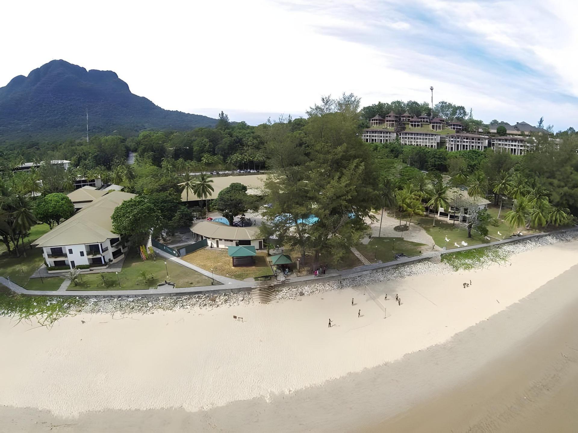 DAMAI BEACH RESORT — 3