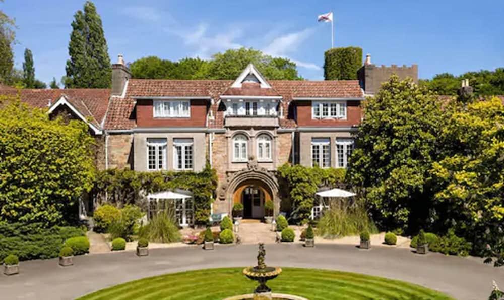 Longueville Manor — 7