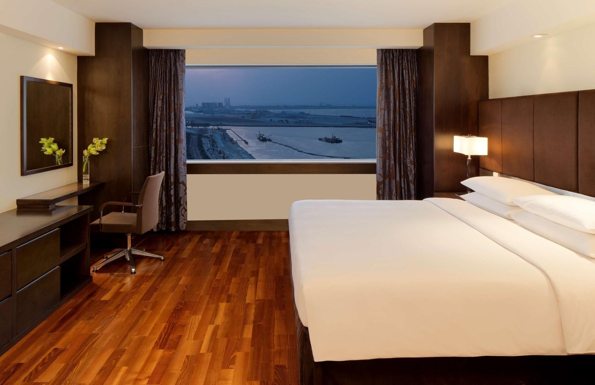 Hyatt Regency Hotel Dubai Deira — 10