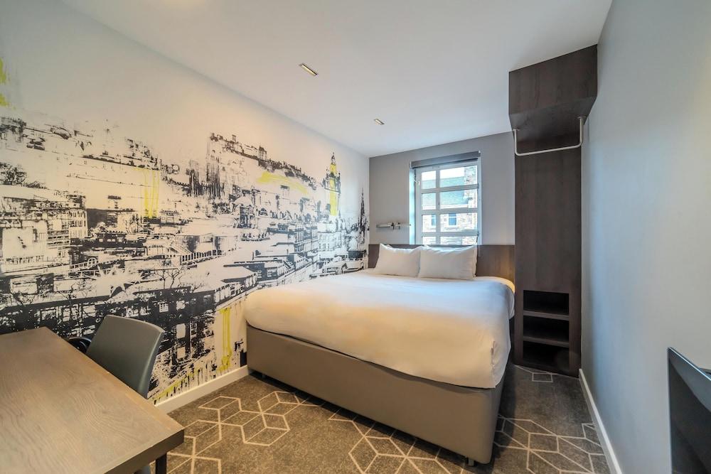 Km Hotel — 8