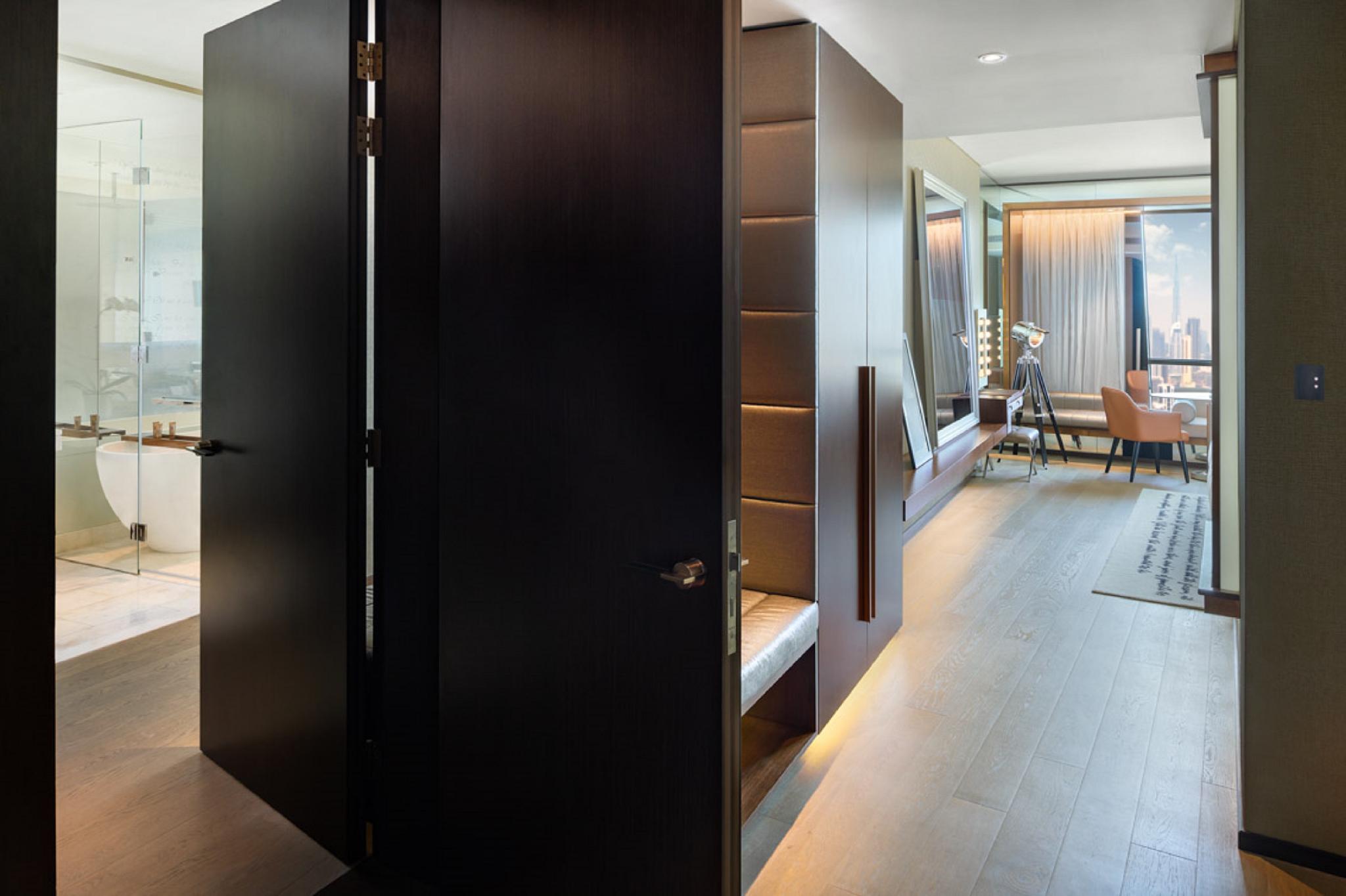 Paramount Hotel Dubai — 3
