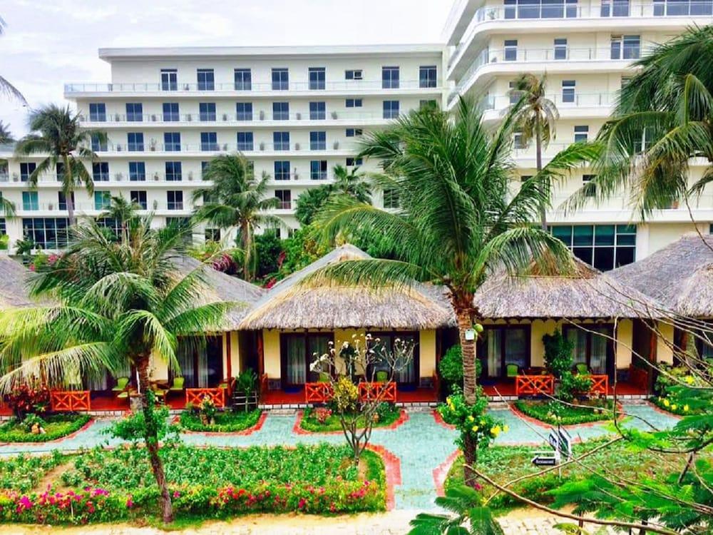Thai Hoa Resort — 1