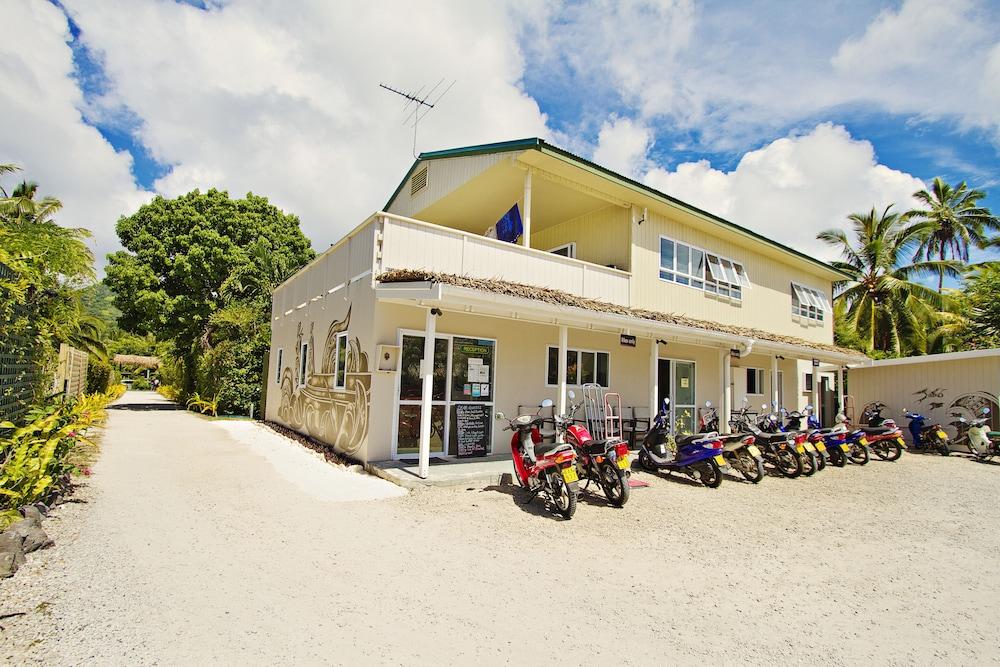 Manuia Beach Resort - Adults Only