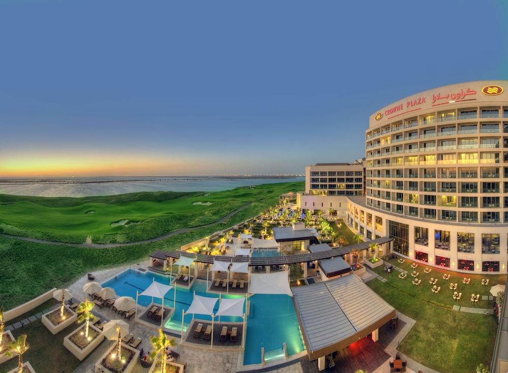 Crowne Plaza Abu Dhabi Yas Island — 6