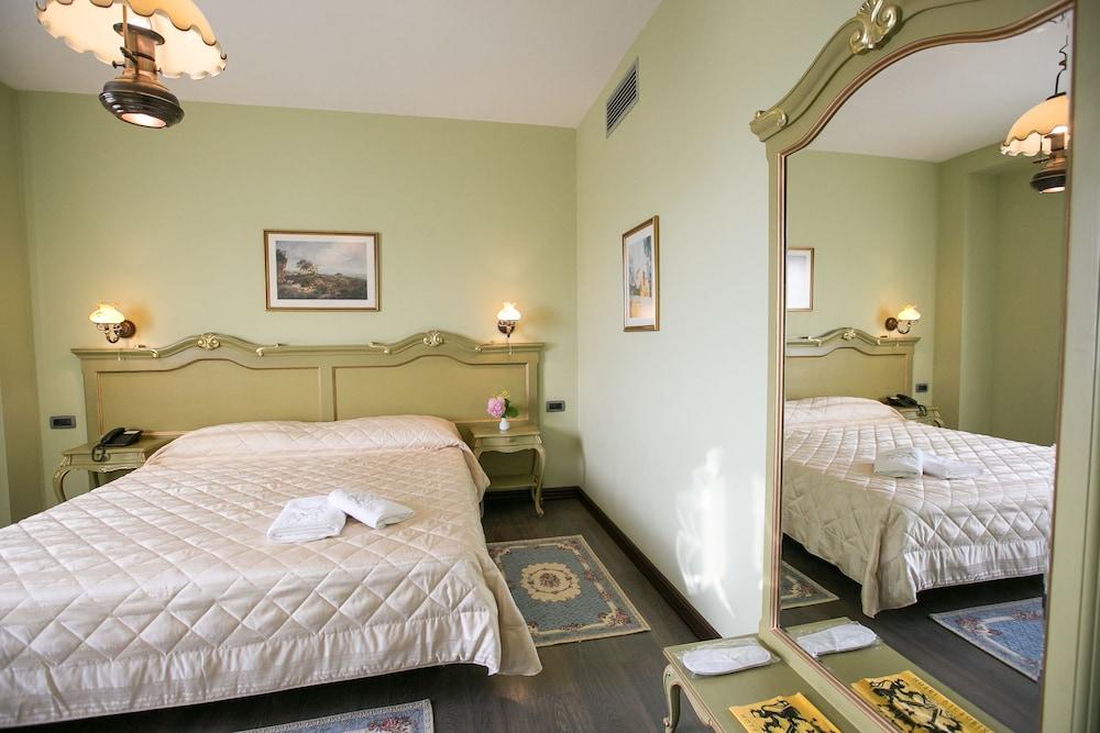 Hotel Victoria 998305 — 10