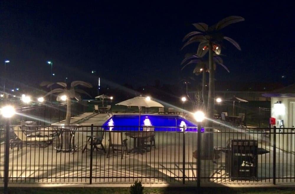 Best Western North Edge Inn — 1