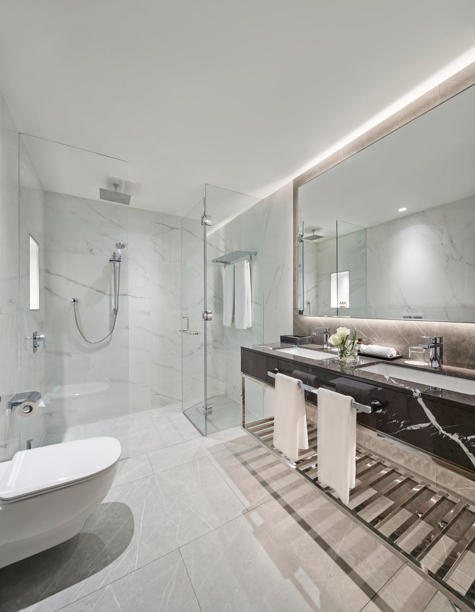 Fairmont Hotel Dubai — 3