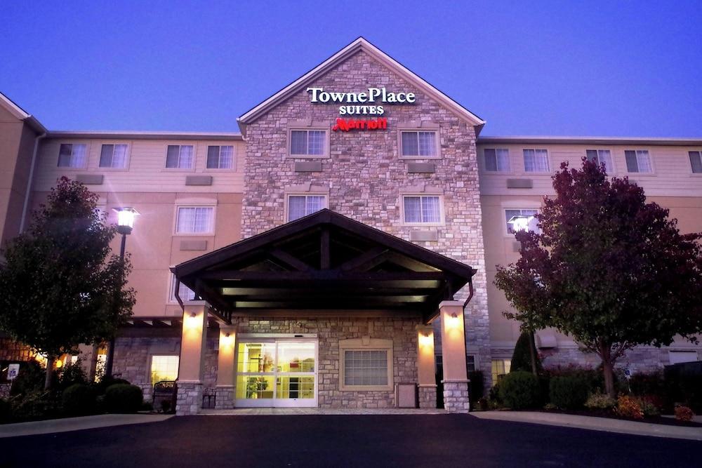 TownePlace Suites Joplin — 1