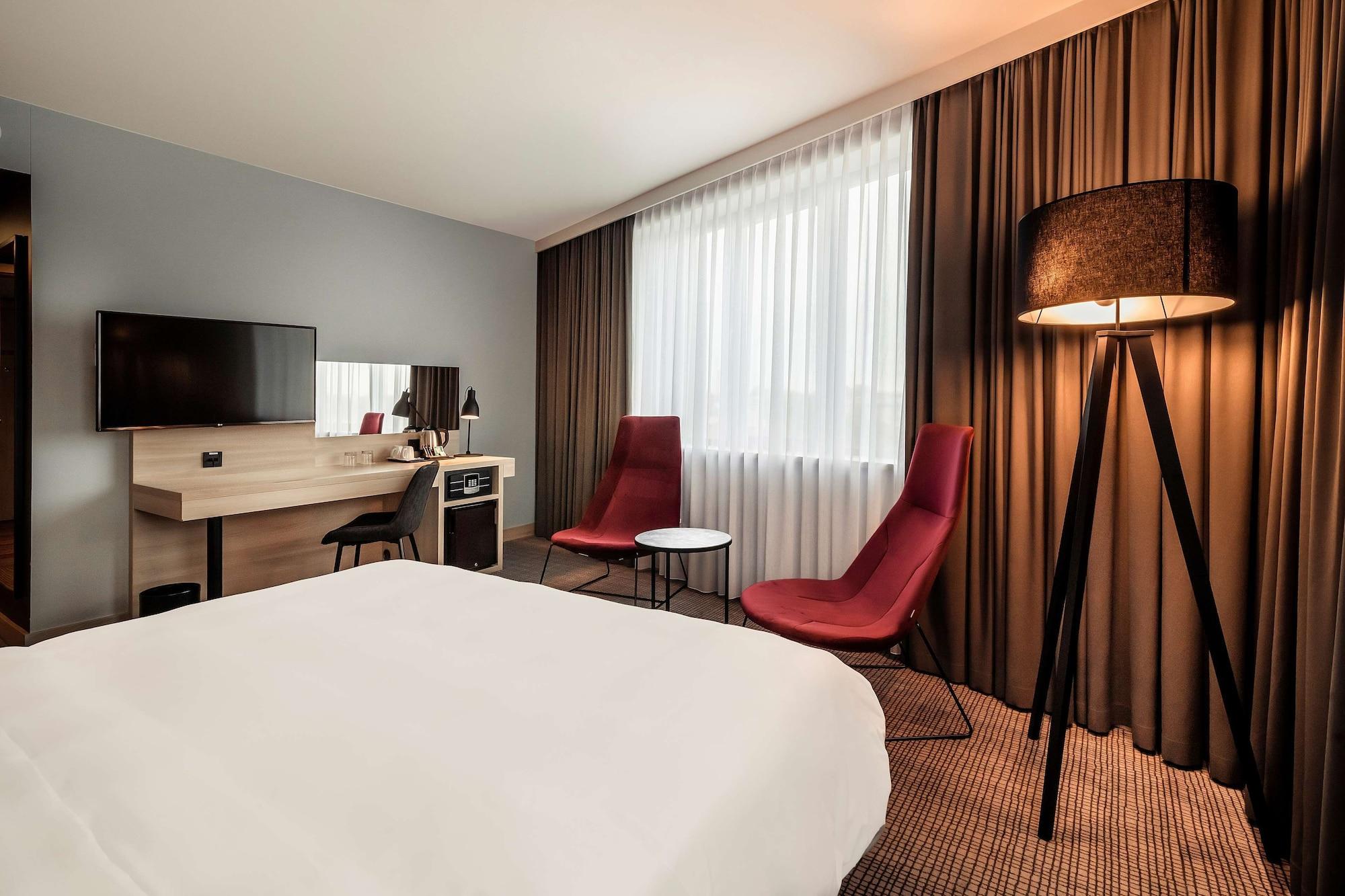 PARK INN BY RADISSON KRAKOW 132084 — 10
