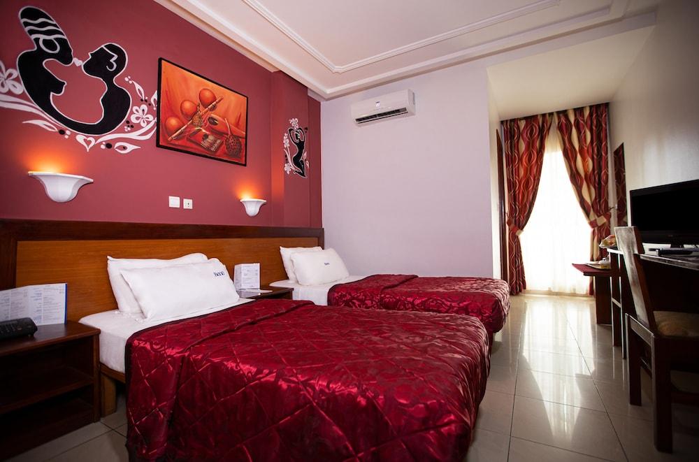 Hôtel Bano Palace — 5