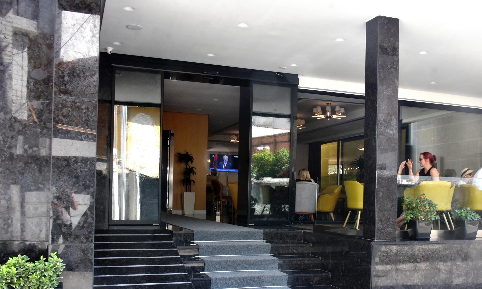 Oxford hotel 1061788 — 2