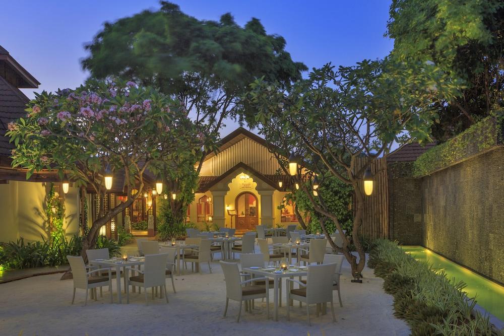 Kurumba Maldives Resort — 8