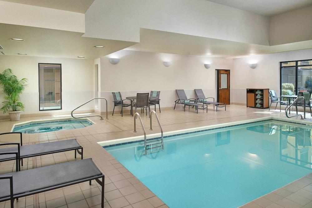 Fairfield Inn &amp; Suites by Marriott Asheville South/Biltmore — 1