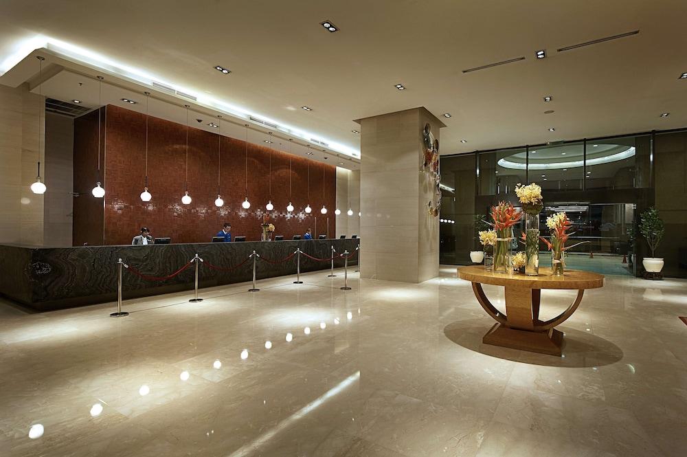 Berjaya Times Square Hotel — 9