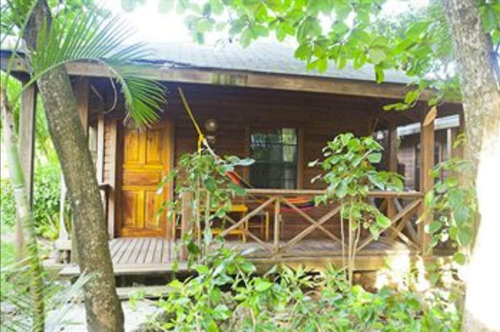 Las Rocas Resort And Dive Center — 1