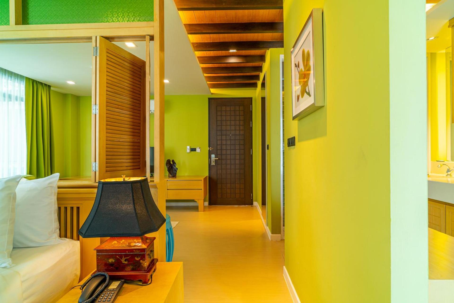 J5 Hotels Port Saeed Dubai — 1