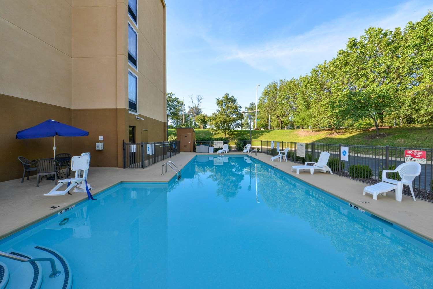 Hampton Inn Nashville-I-24 Hickory Hollow — 1