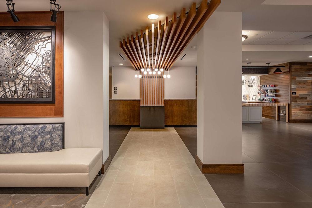 DoubleTree by Hilton Hotel Dallas - Farmers Branch — 8