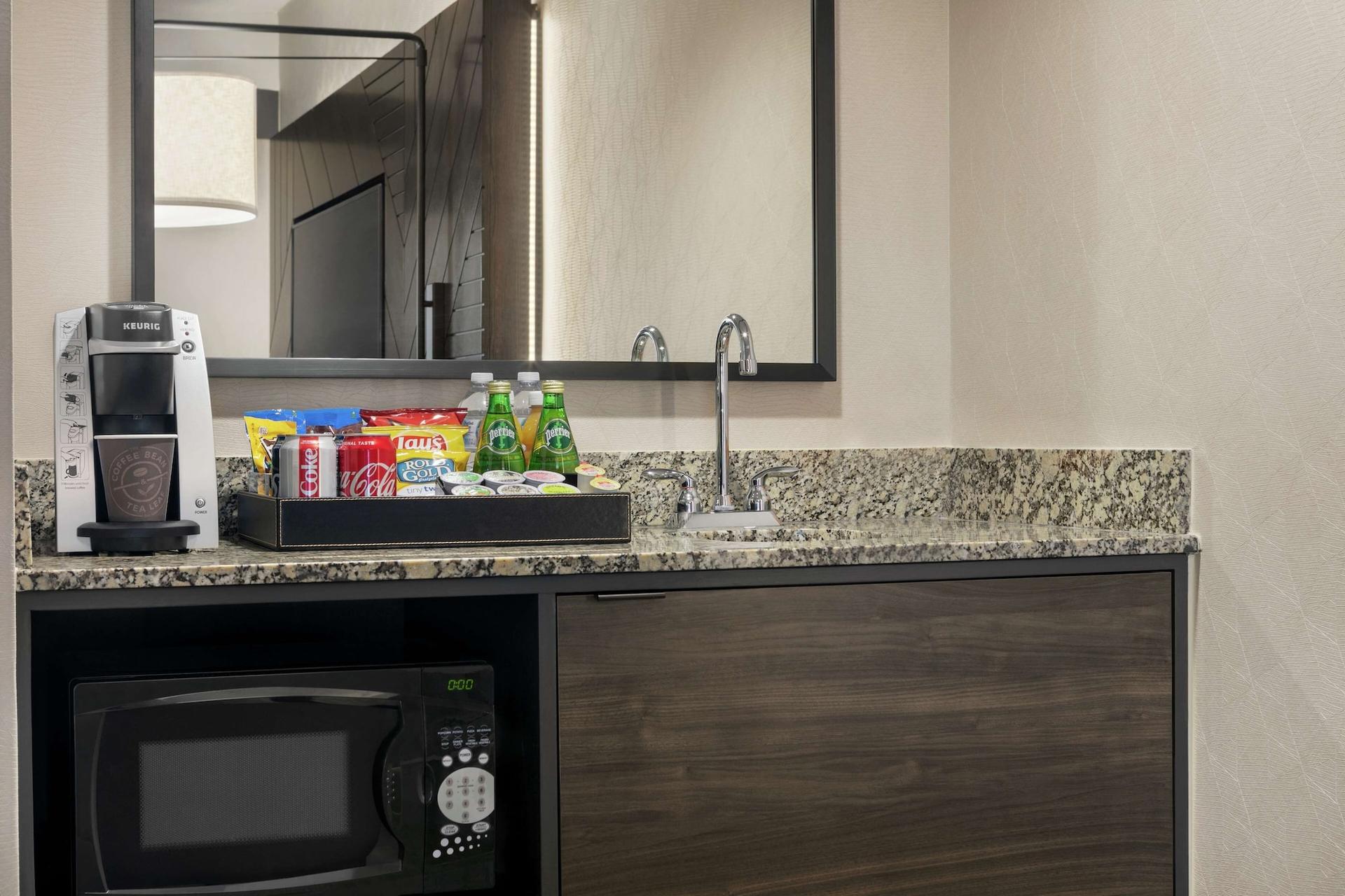 Embassy Suites By Hilton Los Angeles Downey — 9