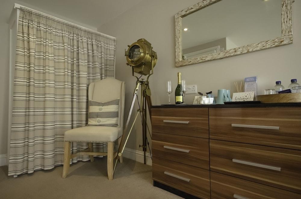 Molesworth Arms Hotel — 7