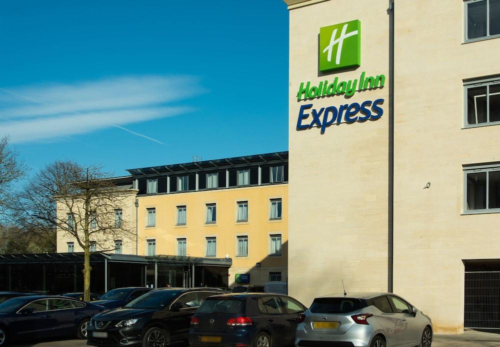 Holiday Inn Express Bath an IHG Hotel — 2
