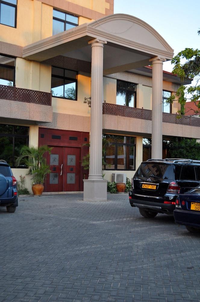 Regency Park Hotel 1225878 — 4