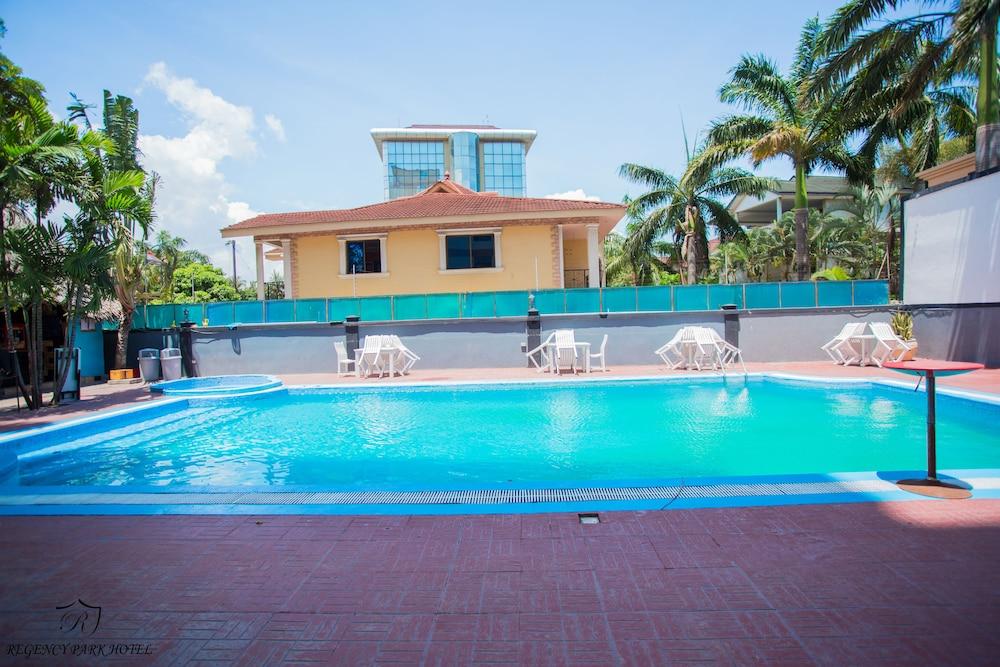 Regency Park Hotel 1225878 — 1