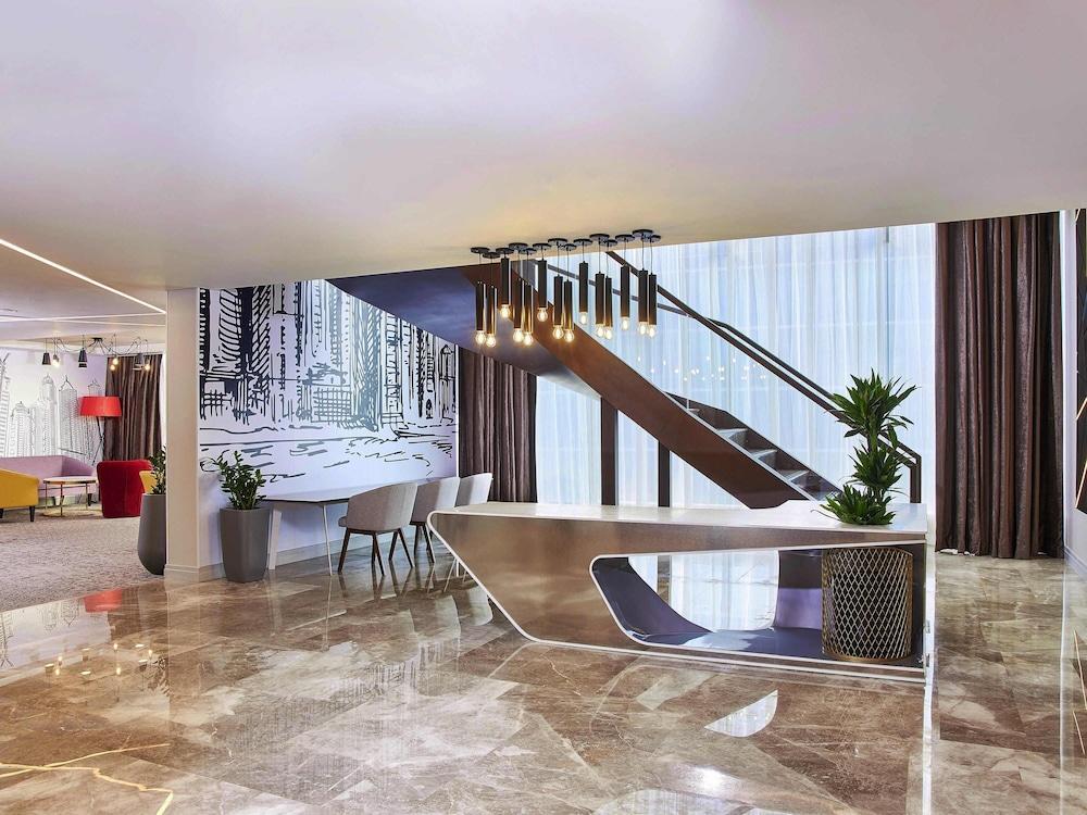 Mercure Dubai Barsha Heights Hotel Suites and Apartments — 7