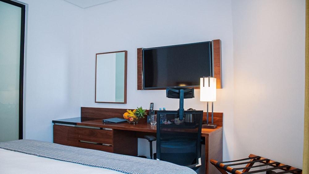 Malawi Sun Hotel & Conference Centre — 5