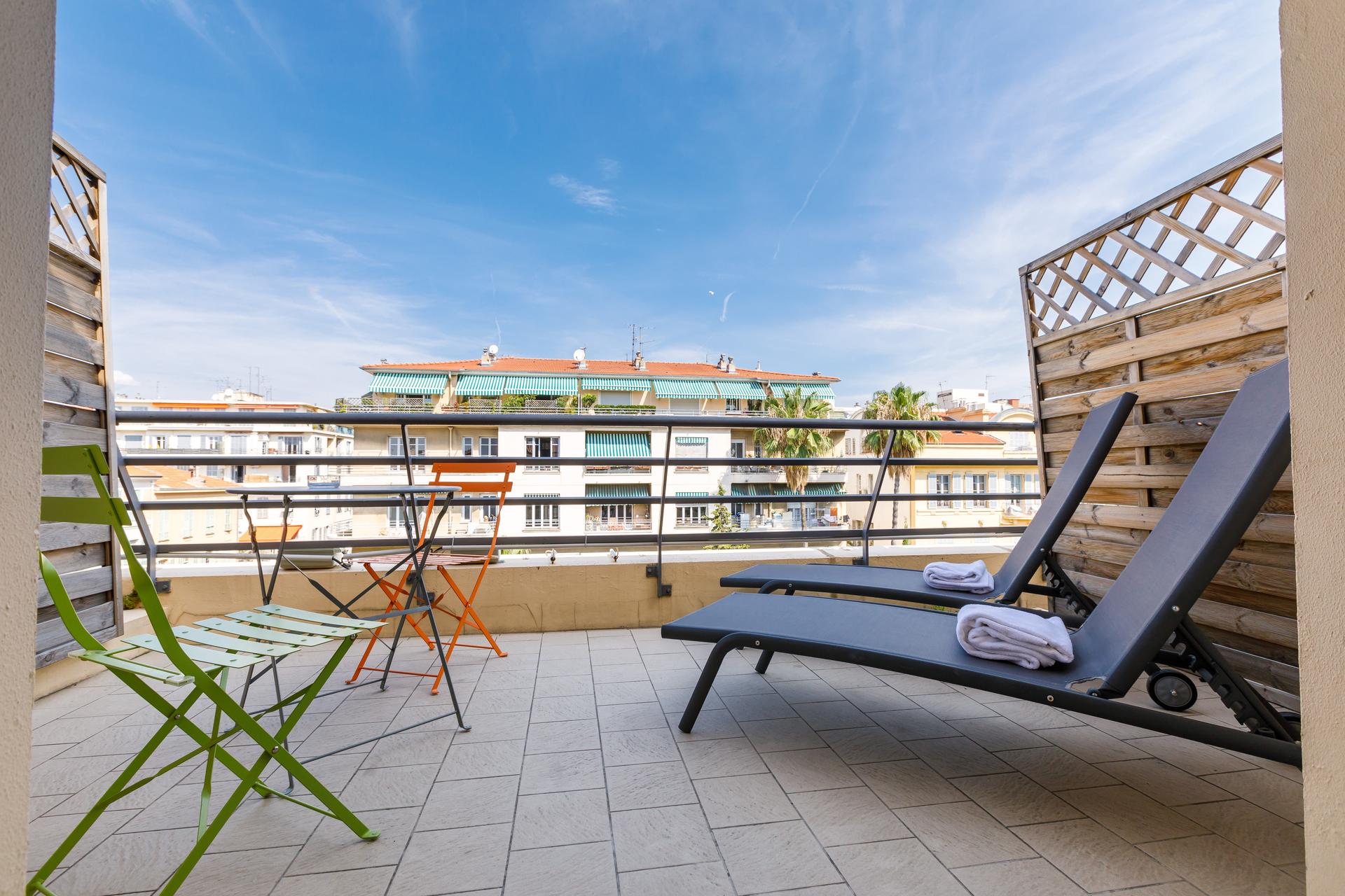 Nice Riviera Hotel — 1