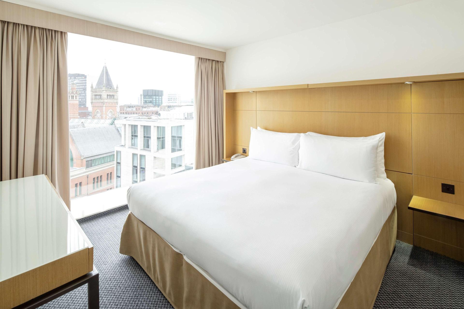 DoubleTree by Hilton Manchester - Piccadilly — 8