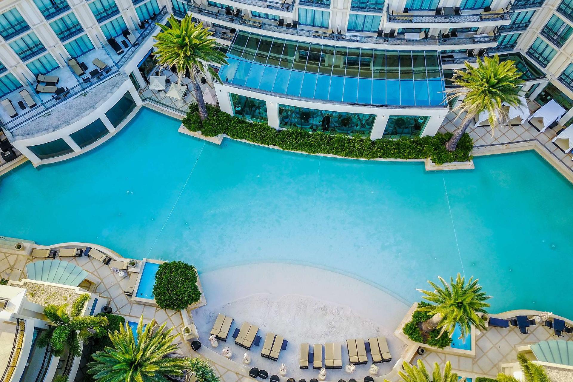 Imperial Hotel Gold Coast — 10